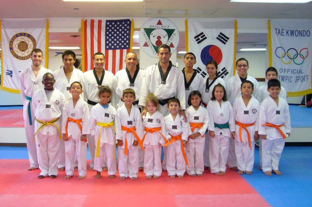 Sanchez Taekwondo Institute | 5437 River Oaks Blvd, River Oaks, TX 76114, USA | Phone: (817) 377-3010