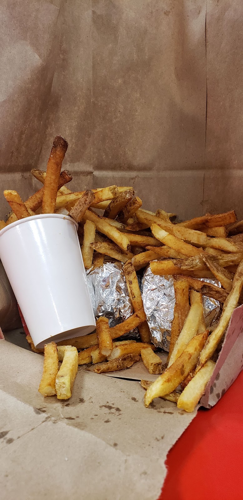 Five Guys | 2000 Lincoln Pl Dr, Greensburg, PA 15601, USA | Phone: (724) 837-2333