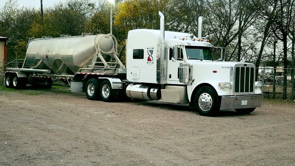 Anchor Trucking LLC | 3228 TX-174, Cleburne, TX 76033, USA | Phone: (817) 558-1336