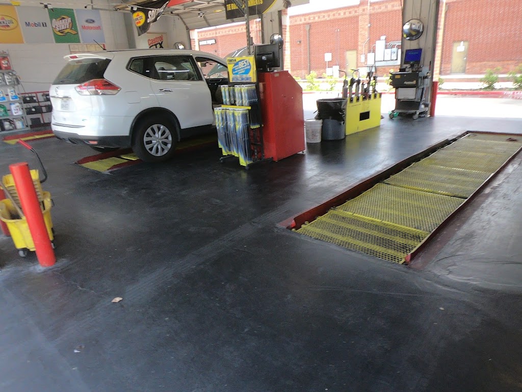 Kwik Kar Lube & Car Wash | 1209 W McDermott Dr, Allen, TX 75013, USA | Phone: (214) 495-3963