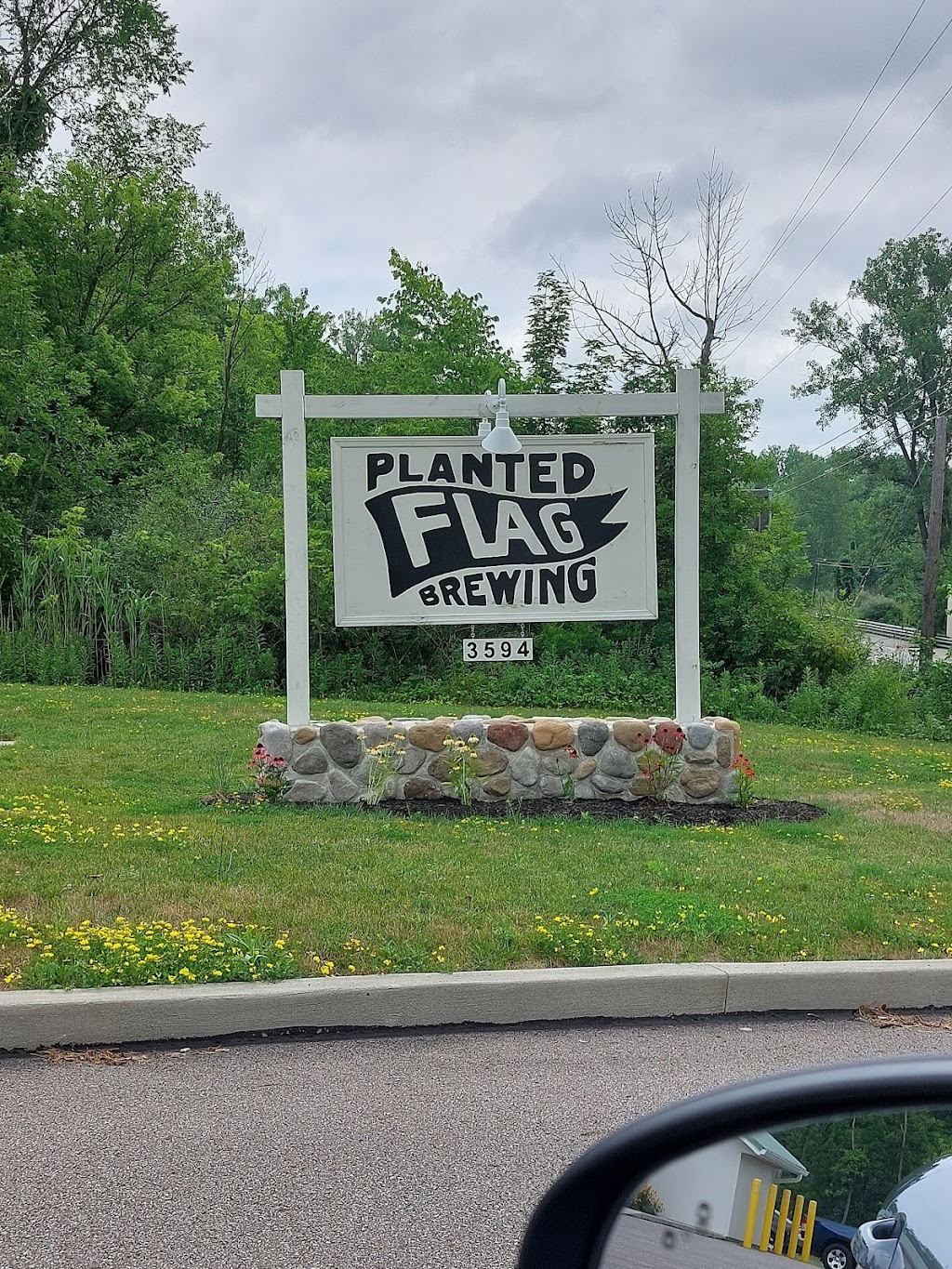 Planted Flag Brewing | 3594 Pearl Rd, Medina, OH 44256 | Phone: (330) 952-2739