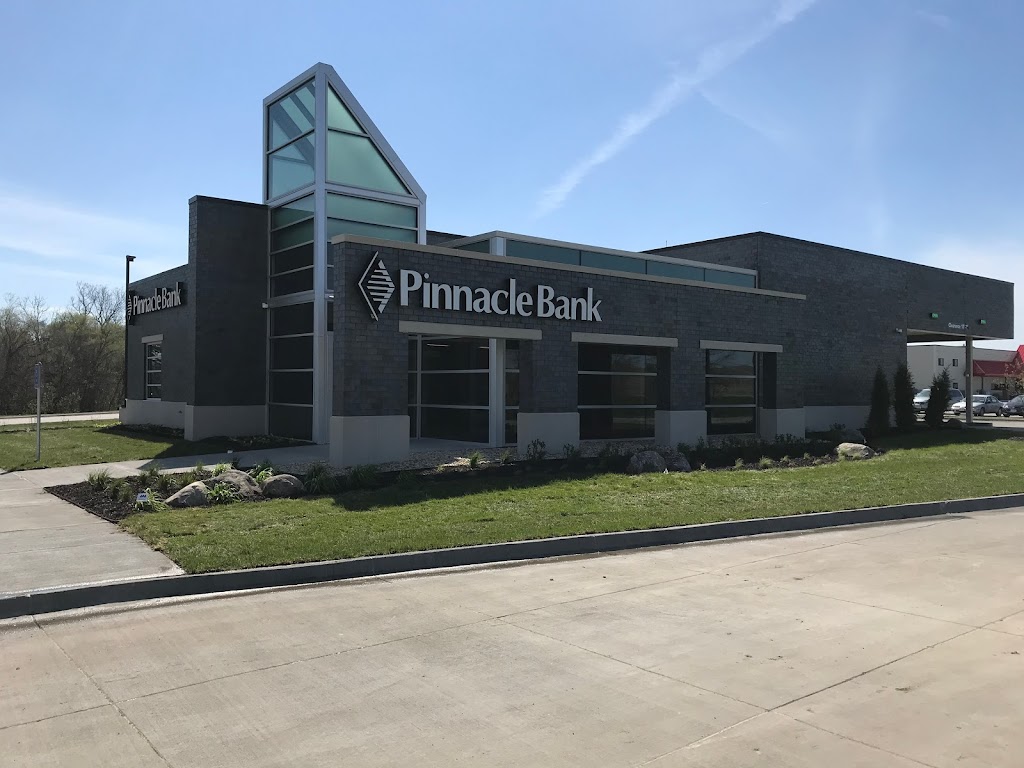 Pinnacle Bank | 1100 Park Dr, Springfield, NE 68059, USA | Phone: (402) 378-7222
