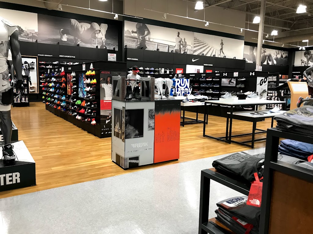 DICKS Sporting Goods | 7000 E Mayo Blvd, Phoenix, AZ 85054, USA | Phone: (480) 212-0260