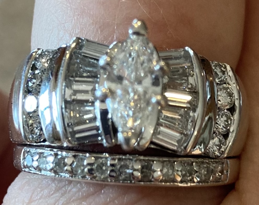 Diamond & Gold Jewelers | 1205 Scott St, Napoleon, OH 43545, USA | Phone: (419) 599-1900