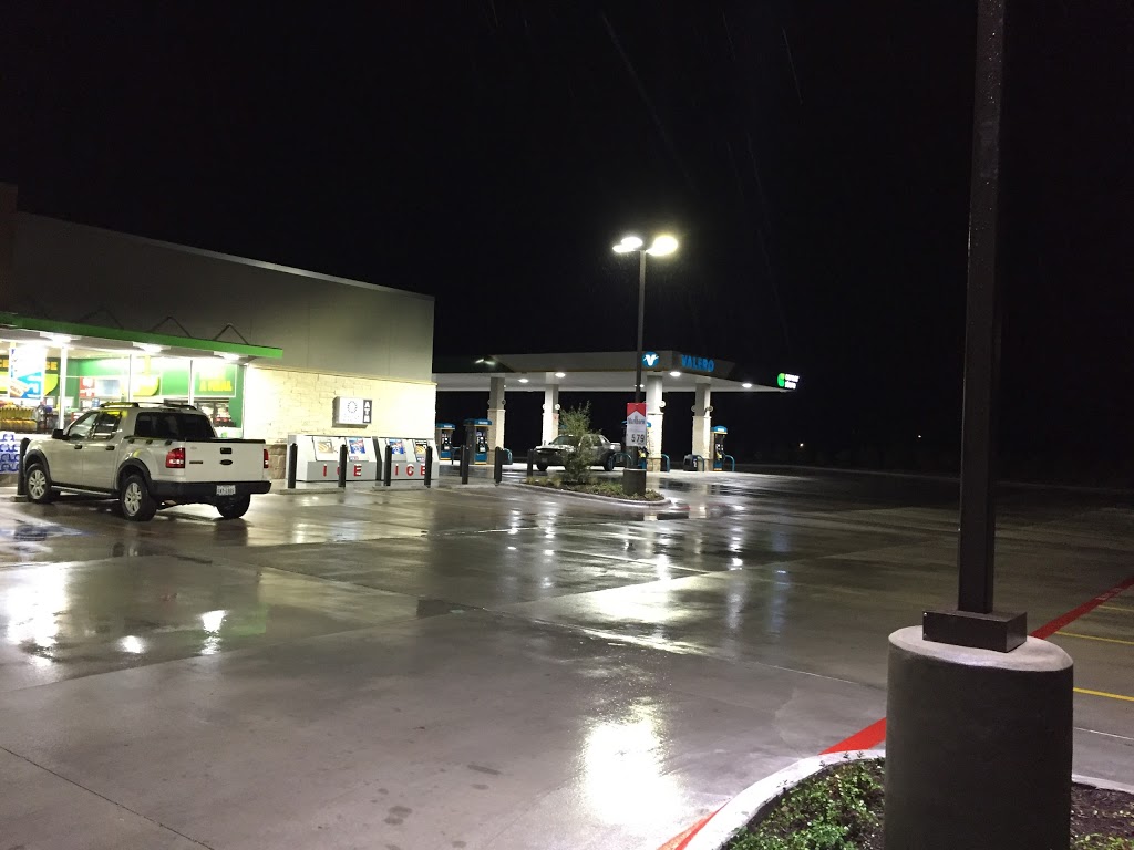 Valero Corner Store | 10741 E Crystal Falls Pkwy, Leander, TX 78641, USA | Phone: (512) 260-7047