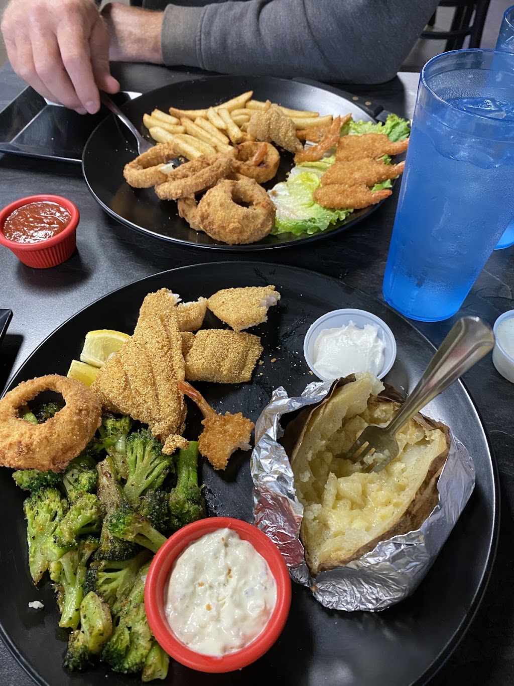 Bandi Lous Steakhouse | 1115 Fort Worth Hwy Suite 200, Weatherford, TX 76086, USA | Phone: (817) 341-6462