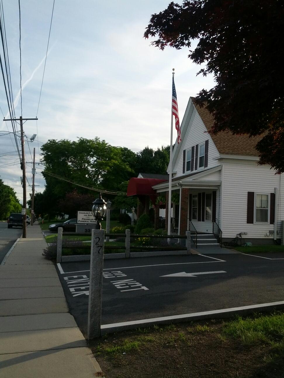 Oteri Funeral Home | 33 Cottage St #2204, Franklin, MA 02038, USA | Phone: (508) 528-0011