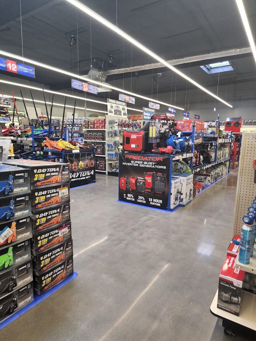 Harbor Freight Tools | 28345 Southwest Fwy, Rosenberg, TX 77471, USA | Phone: (346) 501-4445