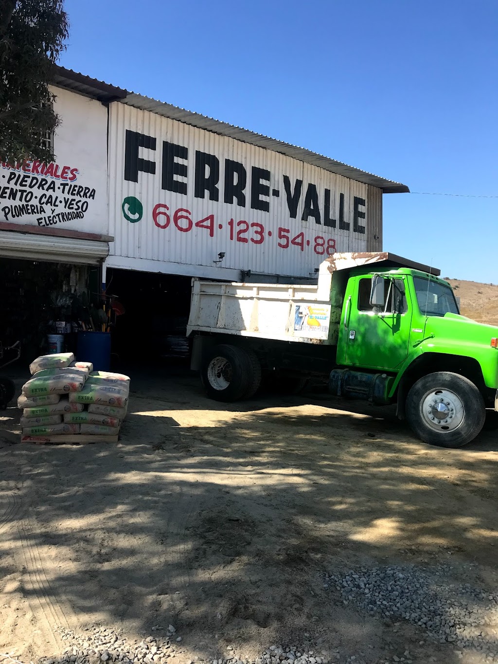 Ferretería El Valle | Valle Dorado, 22170 Tijuana, B.C., Mexico | Phone: 664 123 5488