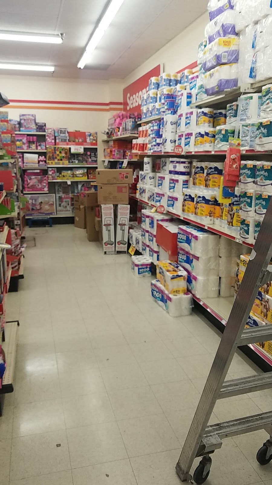 Family Dollar | 7638 Brooklyn Blvd, Brooklyn Park, MN 55443, USA | Phone: (612) 851-0141