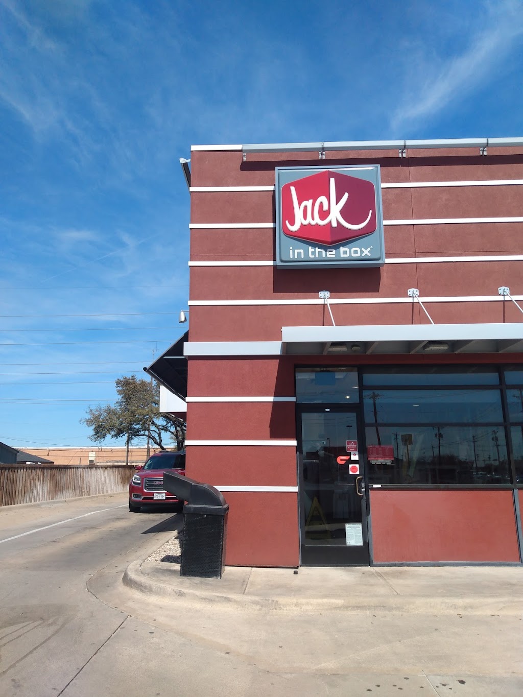 Jack in the Box | 2501 W Pioneer Pkwy, Pantego, TX 76013, USA | Phone: (817) 275-4602