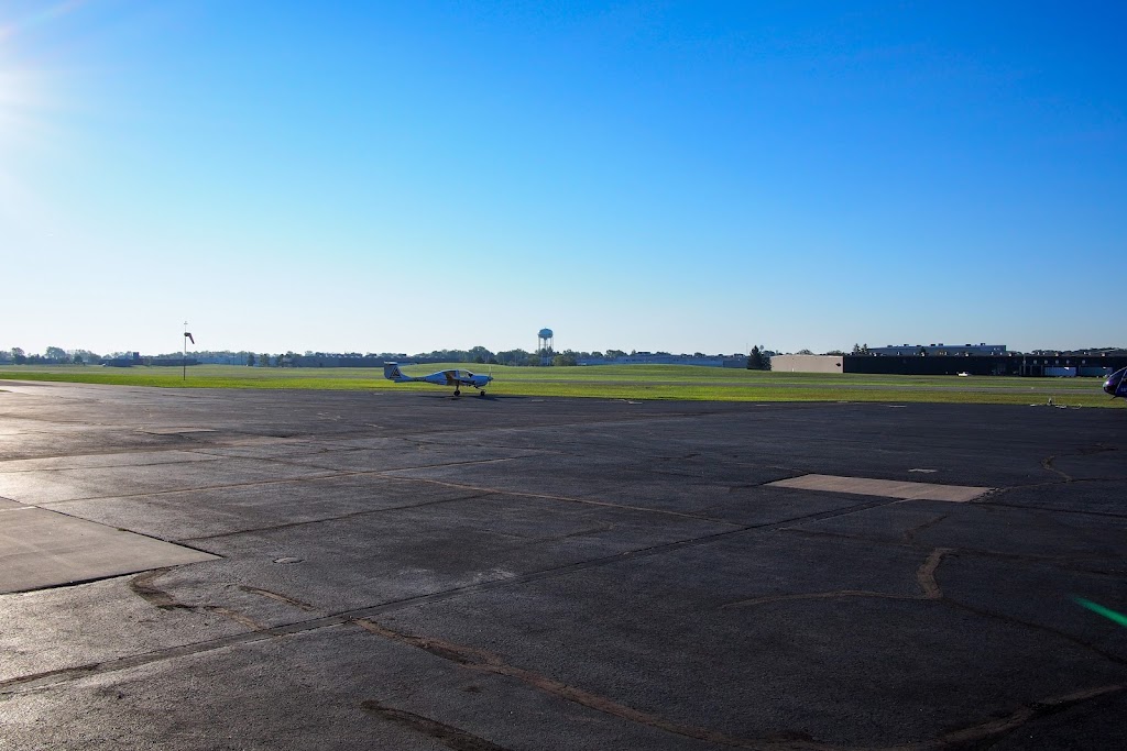 Portland Municipal Airport | 661 W 100 N, Portland, IN 47371, USA | Phone: (260) 729-5233