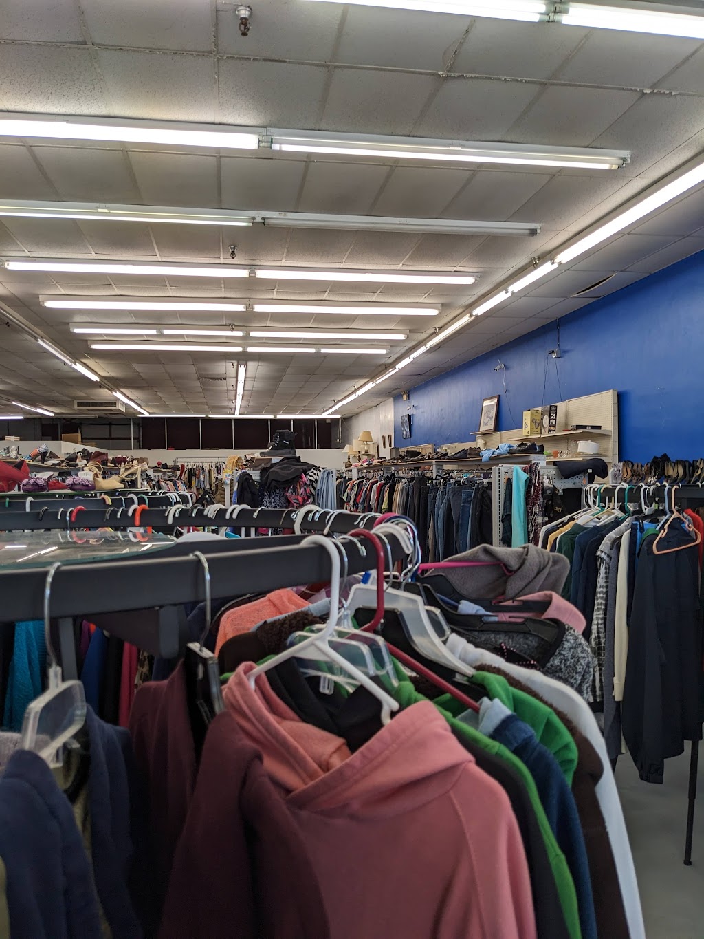 Shift2thrift | 5428 Burkhardt Rd, Riverside, OH 45431, USA | Phone: (937) 938-7289