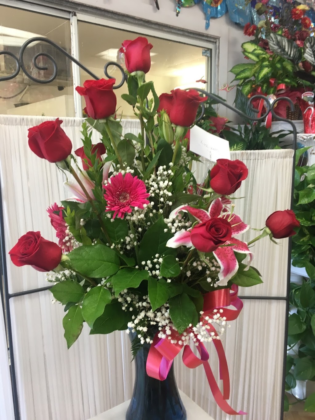 Anna Wholesale Flower & Gifts | 11512 Magnolia St # 105, Garden Grove, CA 92841 | Phone: (714) 530-3681