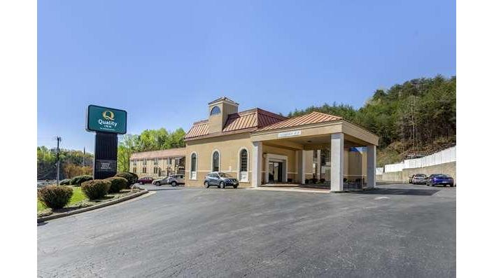 Quality Inn near Martinsville Speedway | 1895 Virginia Ave, Martinsville, VA 24112, USA | Phone: (276) 666-6835