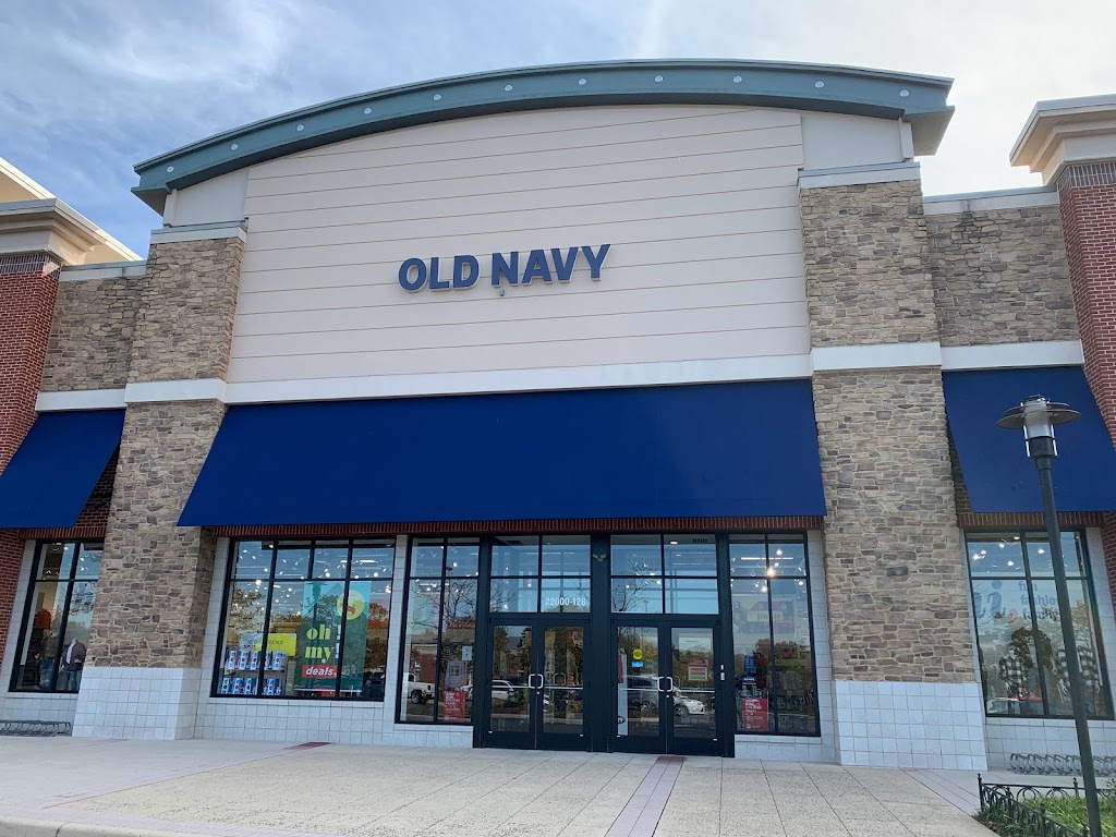 Old Navy | 22000 Dulles Retail Plaza #126, Sterling, VA 20166, USA | Phone: (703) 430-9701