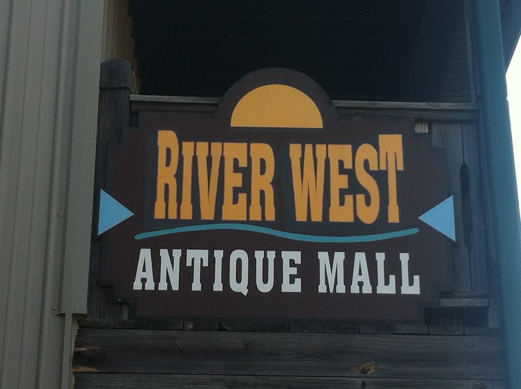 River West Antiques | 1029 W 2nd St, Madison, IN 47250, USA | Phone: (812) 265-0740
