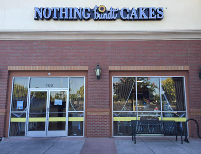 Nothing Bundt Cakes | 635 Herndon Ave Suite 100, Clovis, CA 93612, USA | Phone: (559) 298-7698