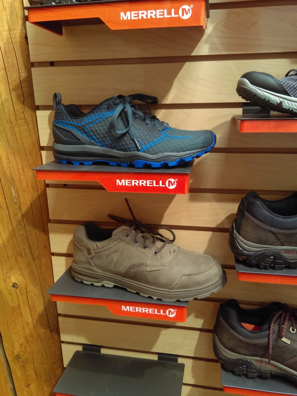 Schuler Shoes: Maple Grove | 11400 Elm Creek Blvd N, Maple Grove, MN 55369, USA | Phone: (763) 494-4878