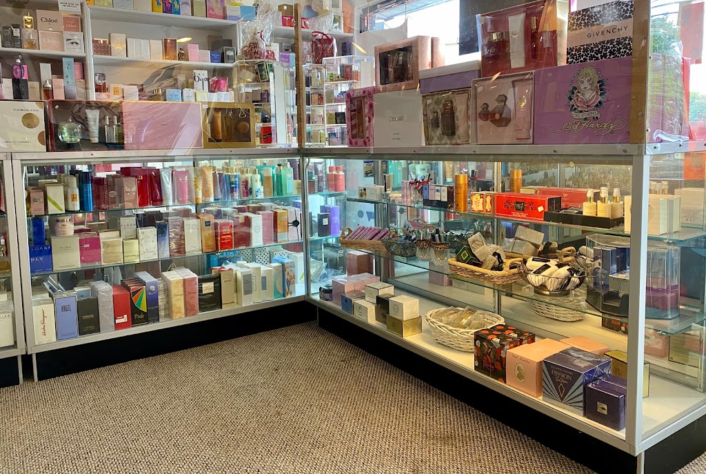 His & Her Fragrances | 415 US-9 South, Englishtown, NJ 07726, USA | Phone: (732) 972-0576