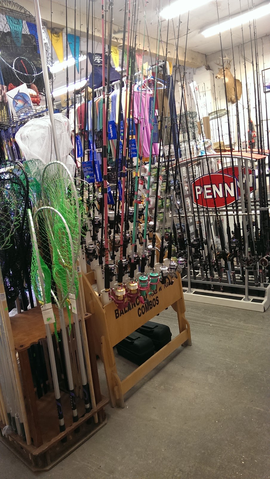 B & M Bait And Tackle | 2789 Florida A1A, Jacksonville, FL 32233, USA | Phone: (904) 249-3933