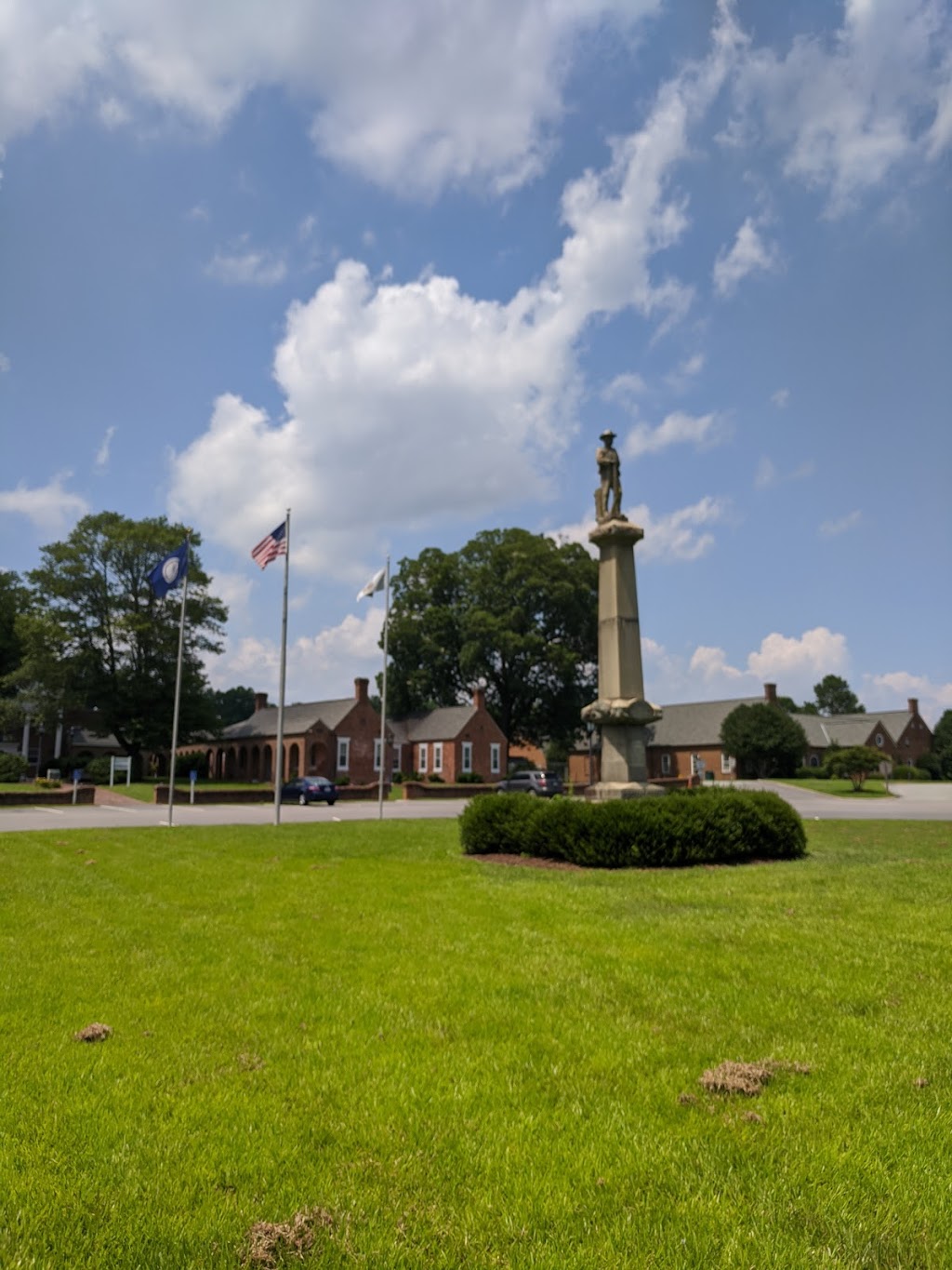 Boykins Tavern | 17146 Monument Cir, Windsor, VA 23487, USA | Phone: (757) 357-5182