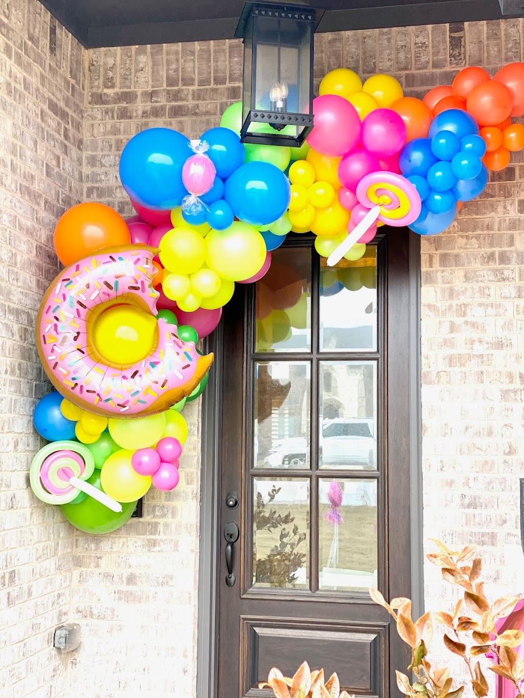 Daddy Pop Balloons, LLC | 1805 Owen Ct Suite 101, Mansfield, TX 76063, USA | Phone: (817) 380-8227