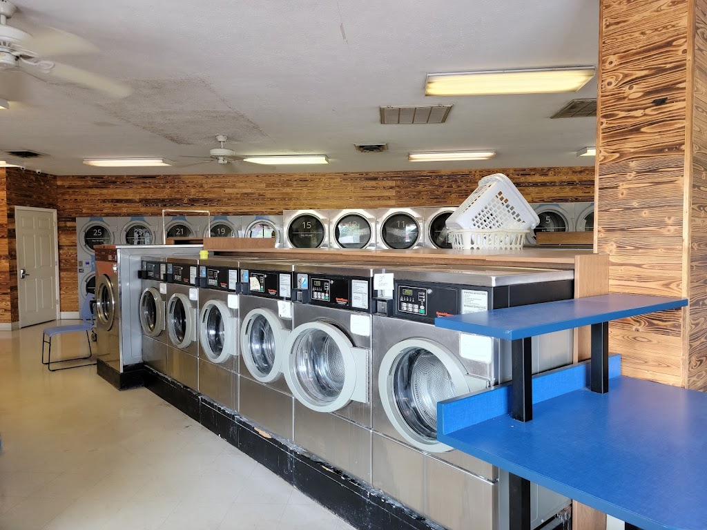 Plaza Laundry | 1609 Blackiston View Dr, Clarksville, IN 47129 | Phone: (812) 283-4851