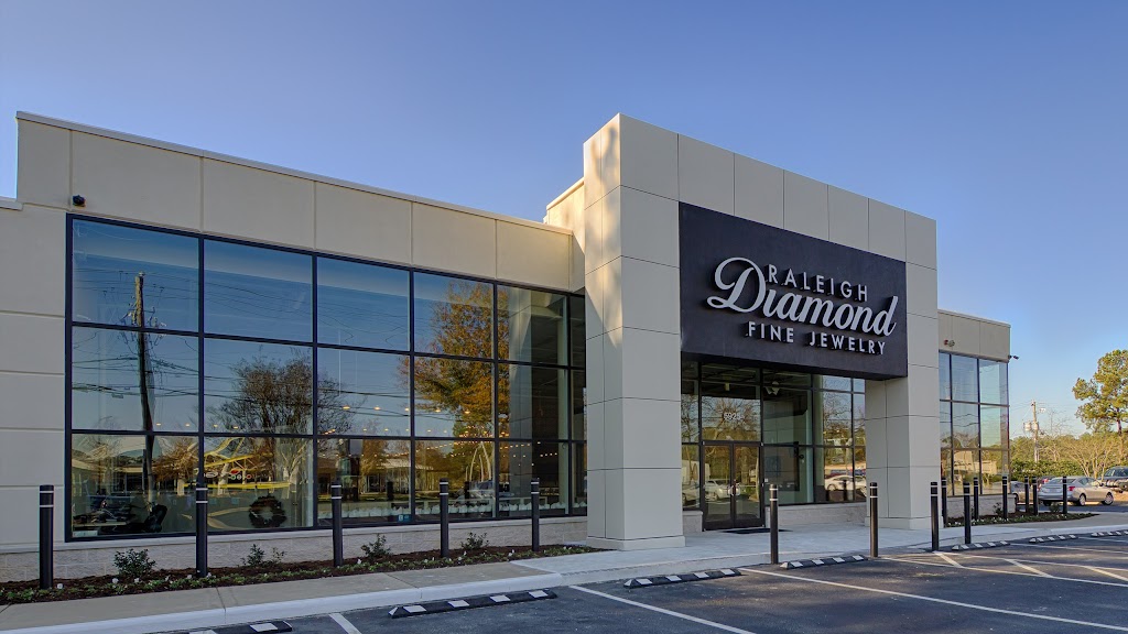 Raleigh Diamond Fine Jewelry | 5925 Glenwood Ave #100, Raleigh, NC 27612, USA | Phone: (919) 725-3444