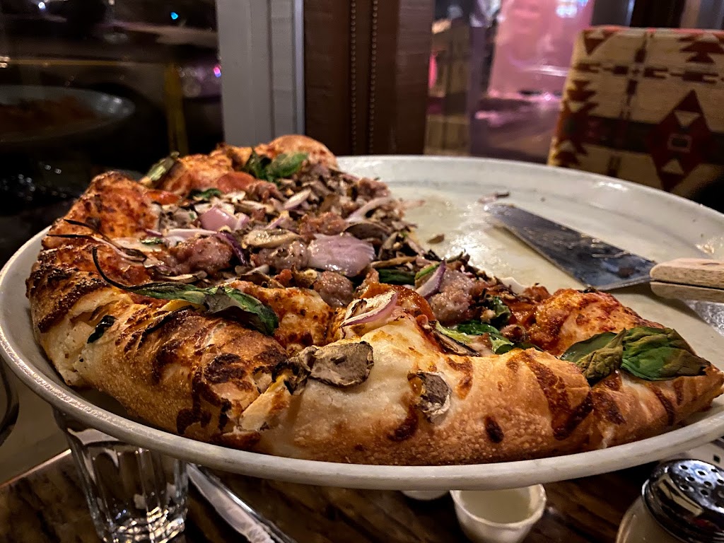 Village Pizzeria | 11329 Deerfield Dr, Truckee, CA 96161, USA | Phone: (530) 587-7171