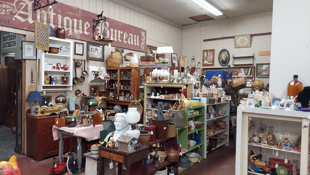 Brothers Antique Mall | 6132 Wooster Pike, Medina, OH 44256, USA | Phone: (330) 723-7580