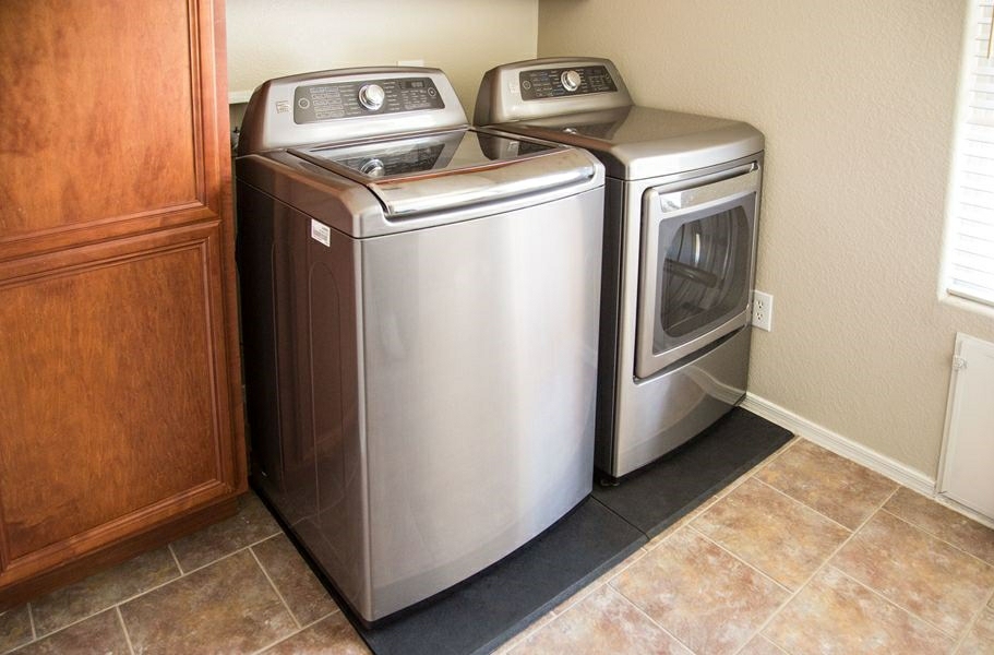 Appliance Depot Texas | 17020 I-35 Suite B1, Buda, TX 78610 | Phone: (512) 986-1990