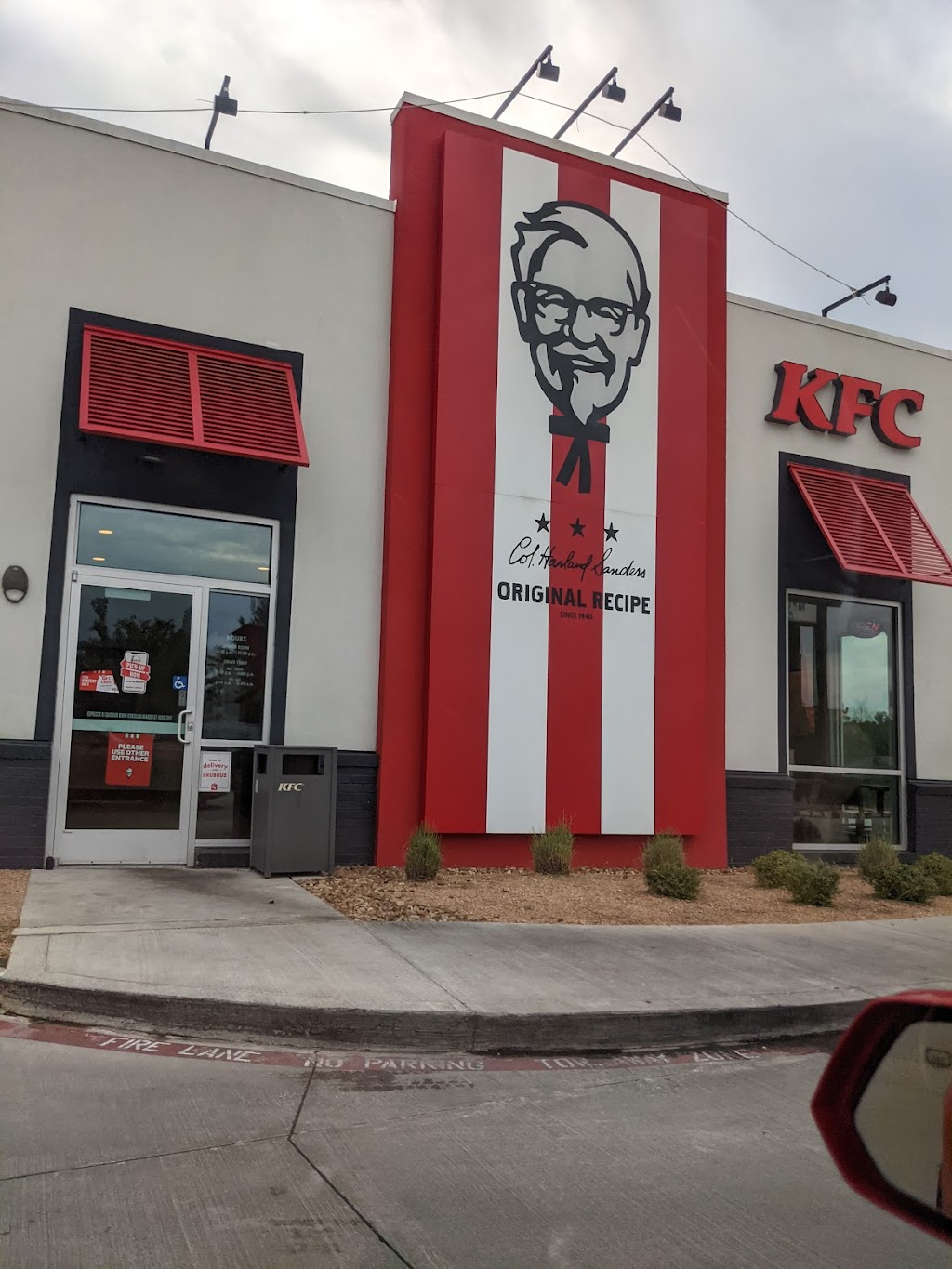 KFC | 14709 US-59, Splendora, TX 77372, USA | Phone: (832) 543-8889