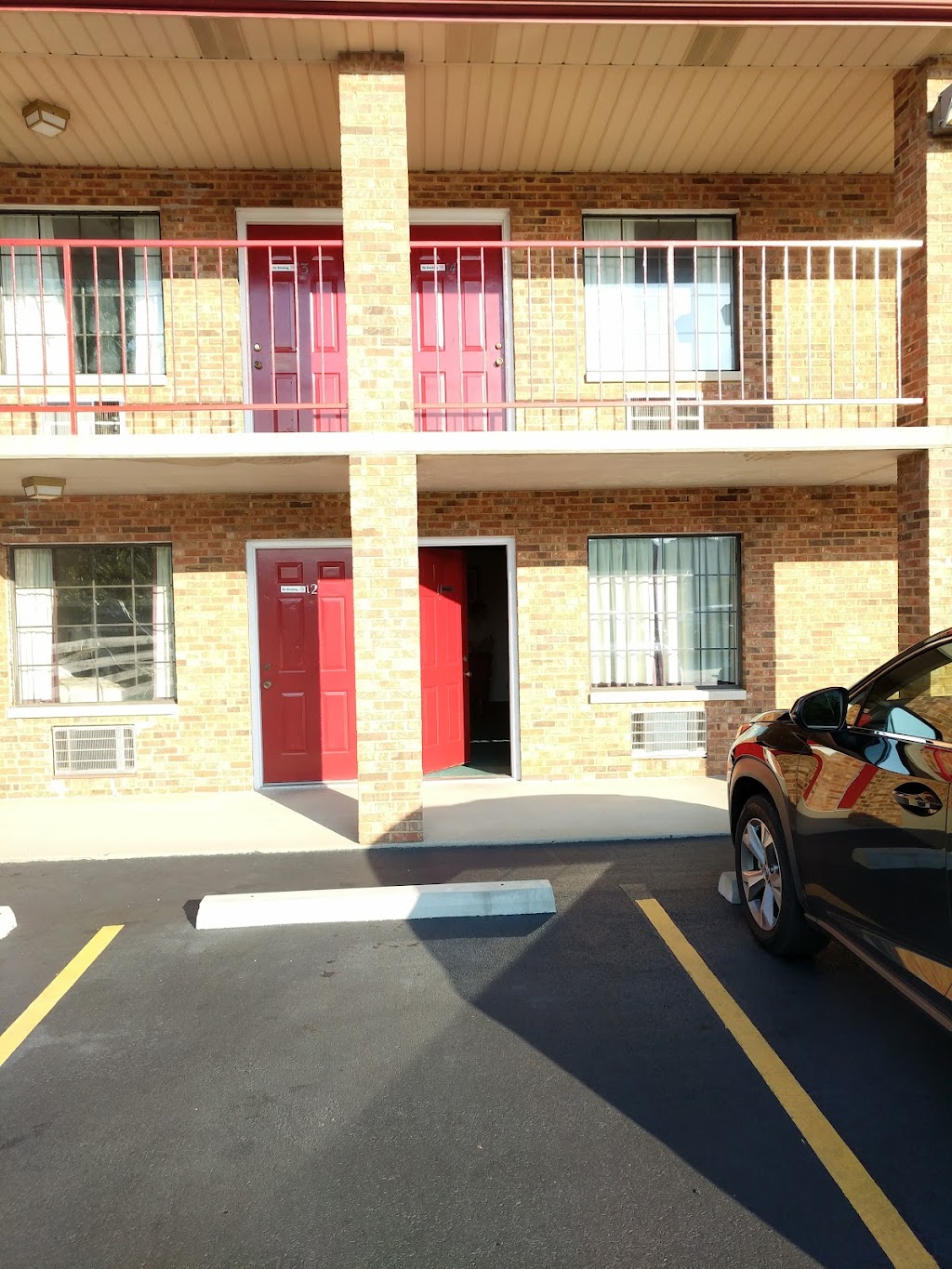 Americas Inn Bardstown | 1714 New Haven Rd, Bardstown, KY 40004, USA | Phone: (502) 348-1112