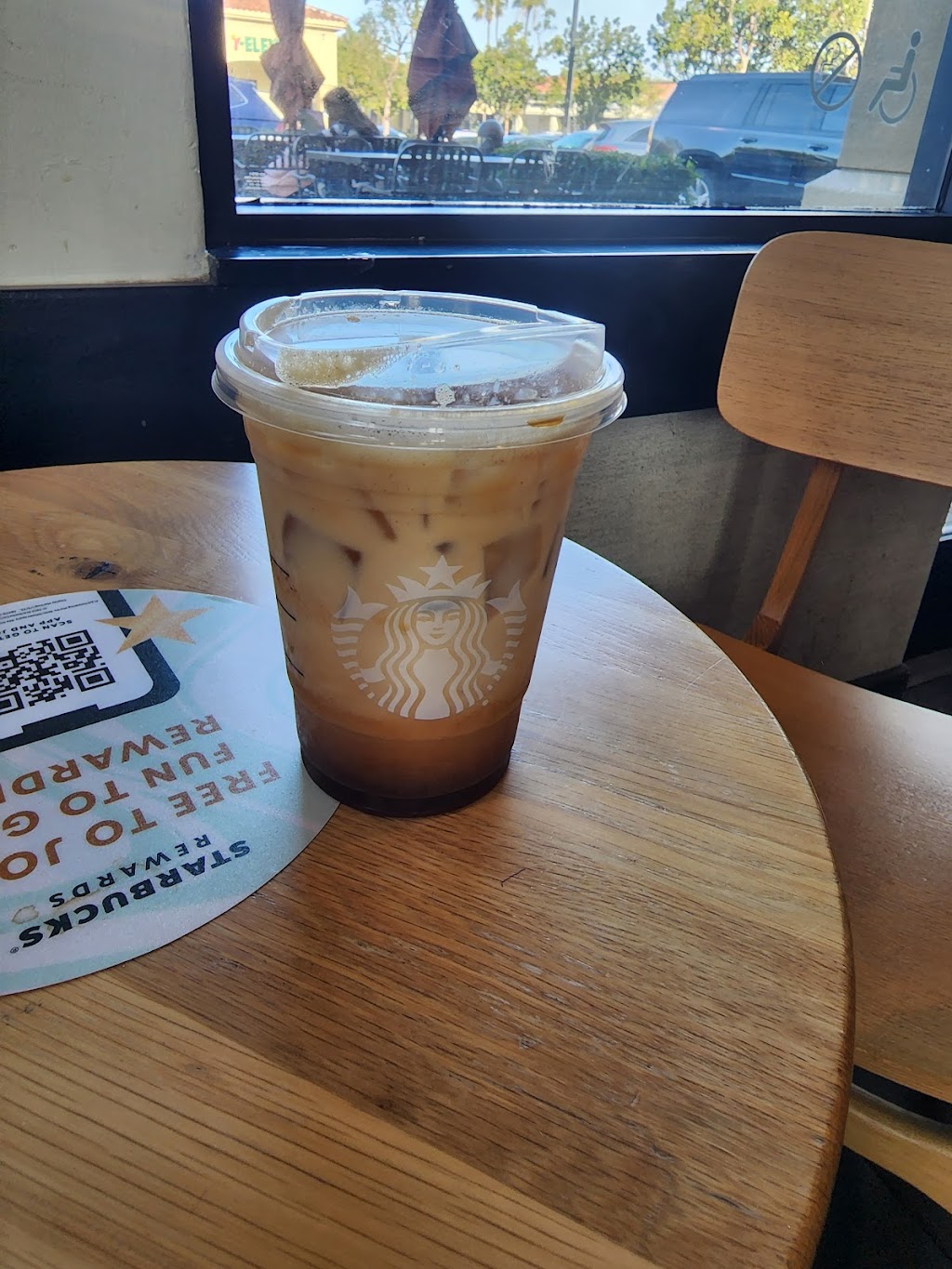 Starbucks | 3995 Alton Pkwy, Irvine, CA 92606, USA | Phone: (949) 553-0071