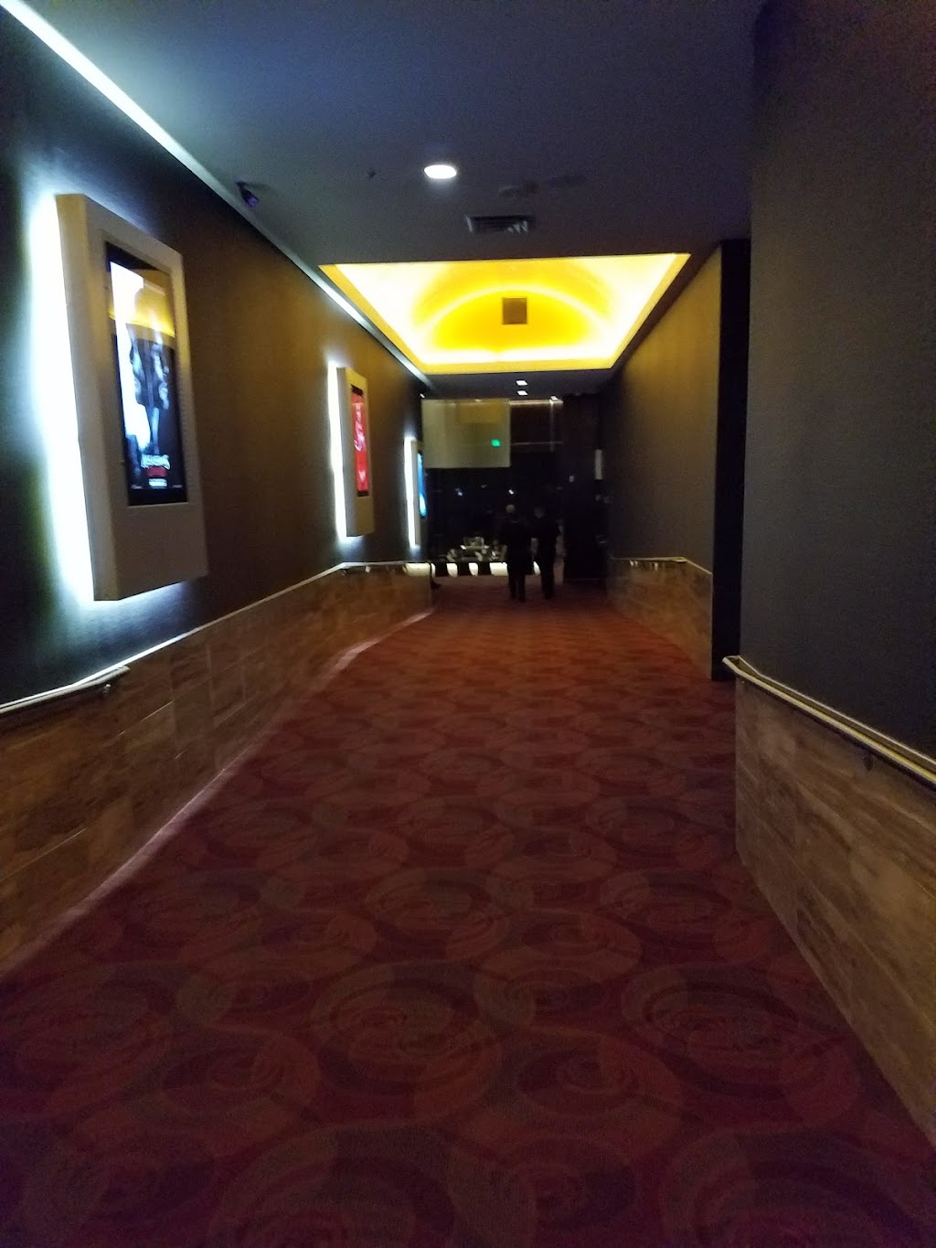 Palladio LUXE Cinema | 400 Palladio Pkwy, Folsom, CA 95630, USA | Phone: (916) 693-6237