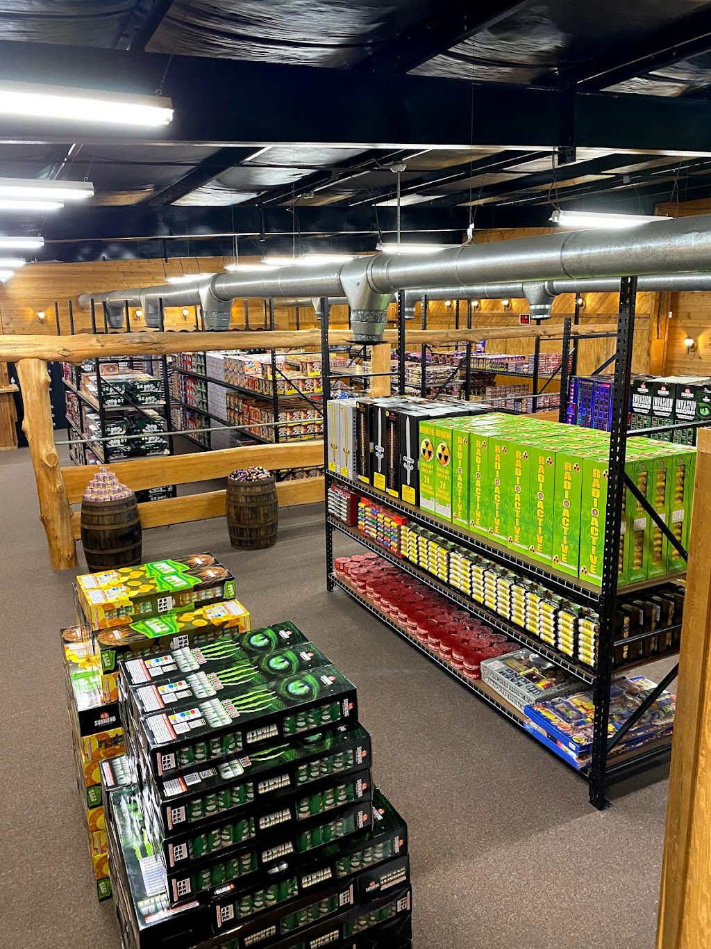 Big Bang Fireworks Leesburg Superstore Open Year Round | 1135 North Blvd E, Leesburg, FL 34748, USA | Phone: (888) 975-2264