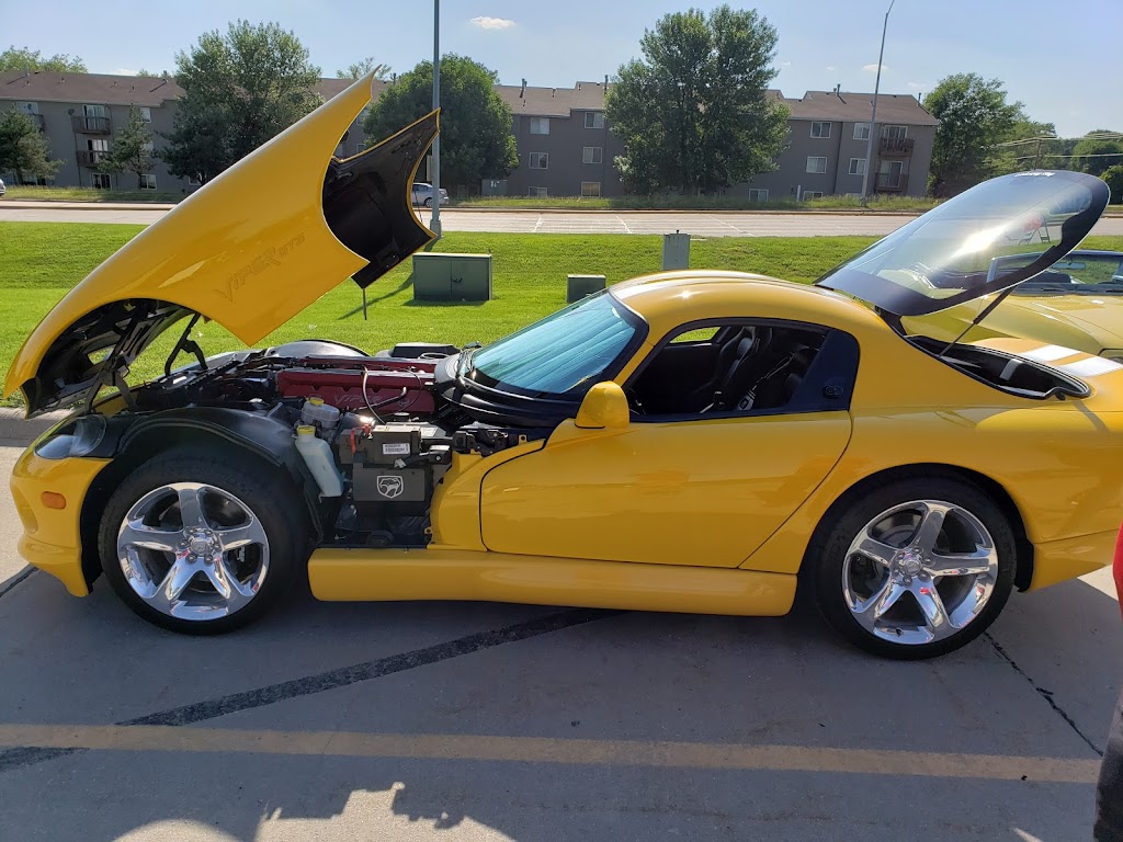 Omaha Car Care | 7021 S 144th St, Omaha, NE 68138, USA | Phone: (402) 933-7500