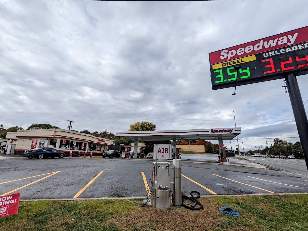 Speedway | 5434 University Pkwy, Winston-Salem, NC 27105, USA | Phone: (336) 767-7340