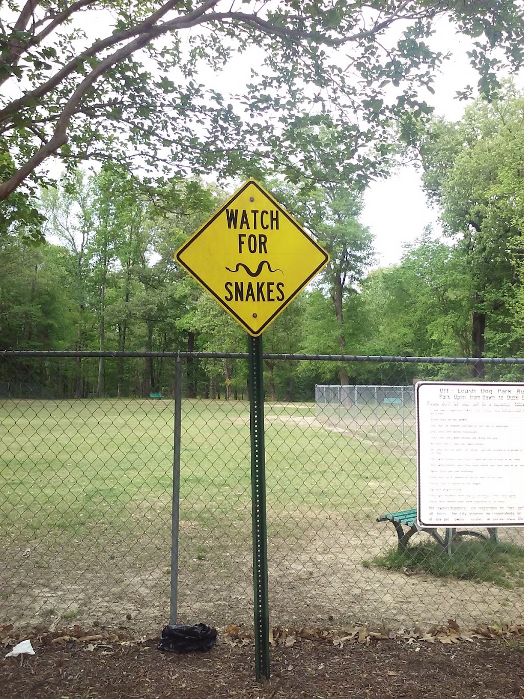 Bartlett Dog Park | 5220 Shelter Run Ln, Memphis, TN 38135 | Phone: (901) 385-6484