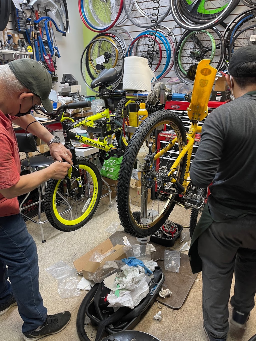 NYC Bicycle Shop | 1178 Bay St, Staten Island, NY 10305, USA | Phone: (718) 569-0333