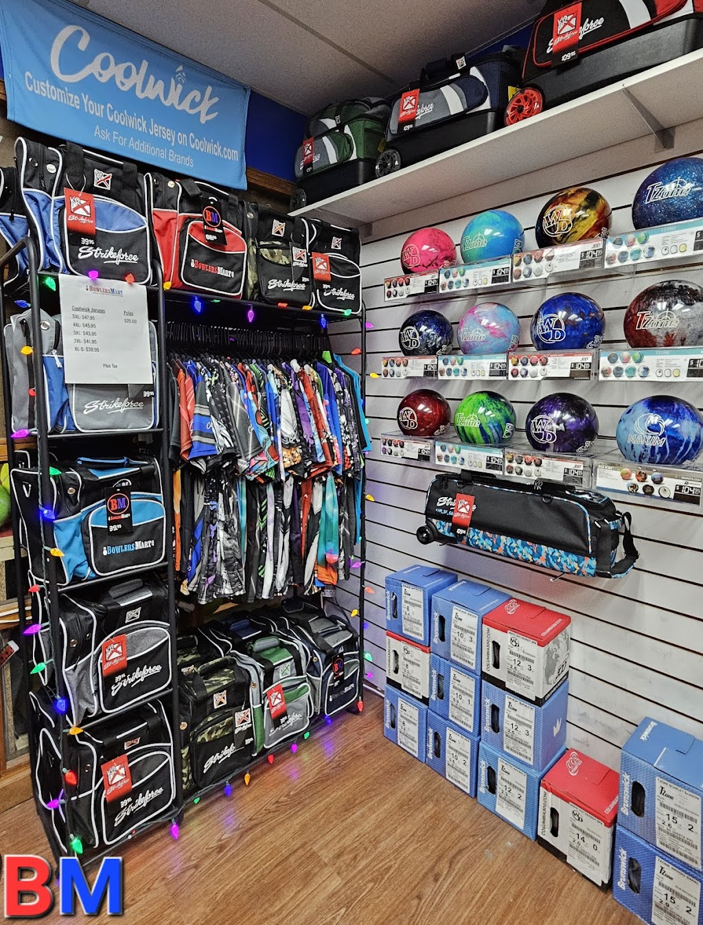 BowlersMart Palm Bay Pro Shop Inside Shore Lanes | 4851 Dairy Rd, Melbourne, FL 32904, USA | Phone: (321) 499-3207