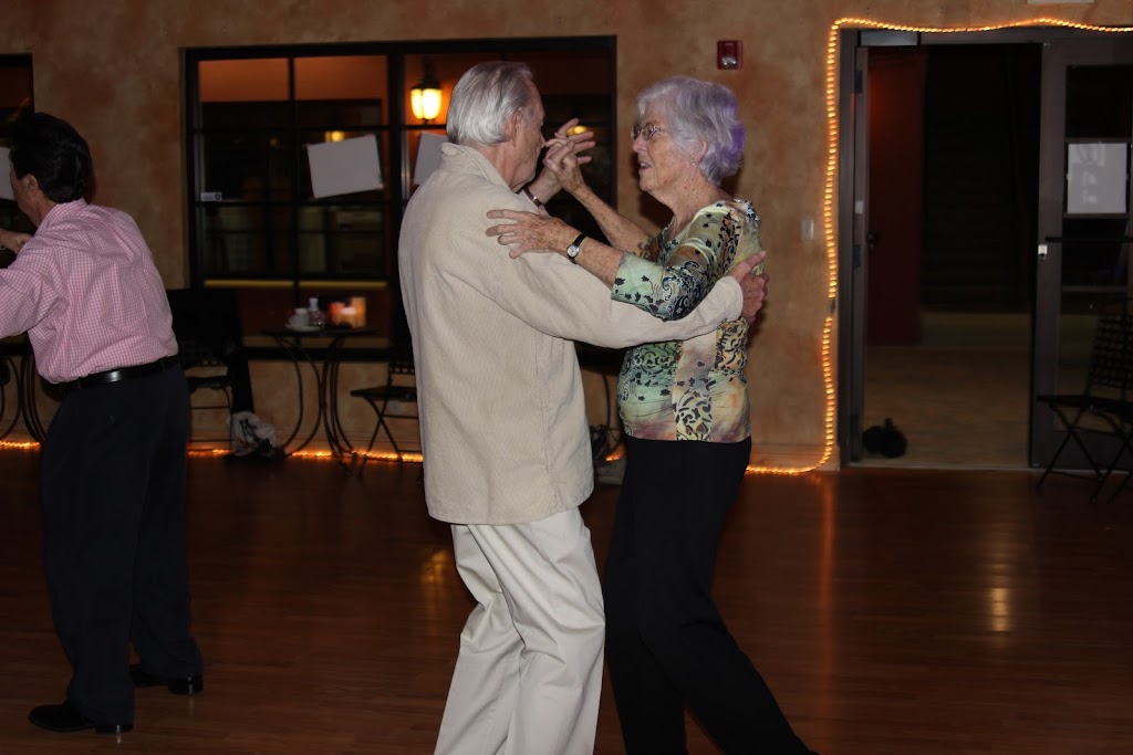 Dancing on the Suncoast | San Marco Plaza, 8215 Natures Way Suite 101, Lakewood Ranch, FL 34202, USA | Phone: (941) 209-5966