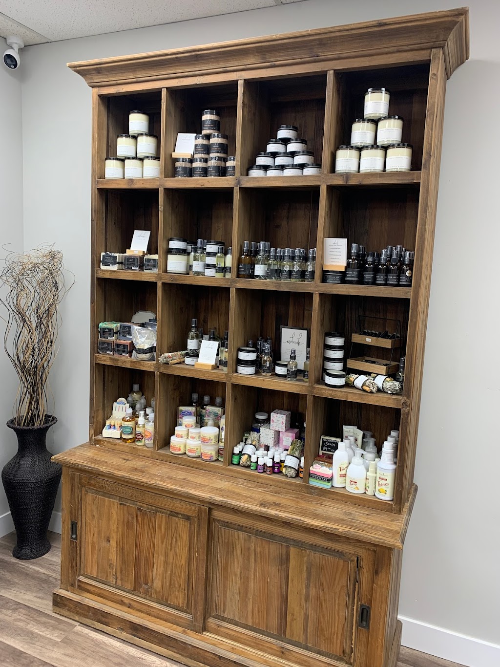 Alpine Apothecary Pharmacy Marketplace | 36511 Seward Hwy Suite 8, Girdwood, AK 99587, USA | Phone: (907) 205-4270