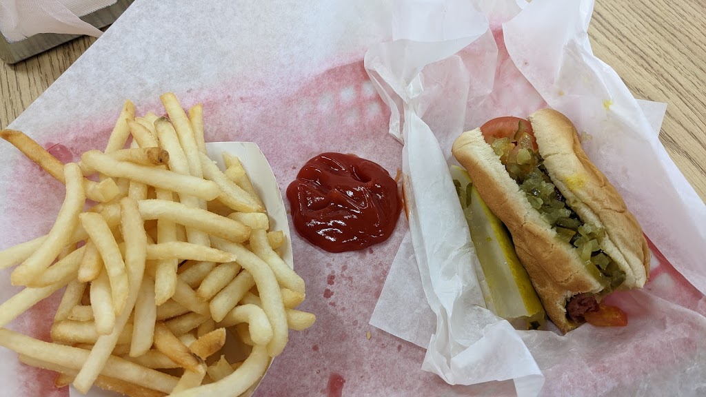 Lu & Tons Wieners | 111 S Lombard Rd, Addison, IL 60101 | Phone: (630) 628-1922