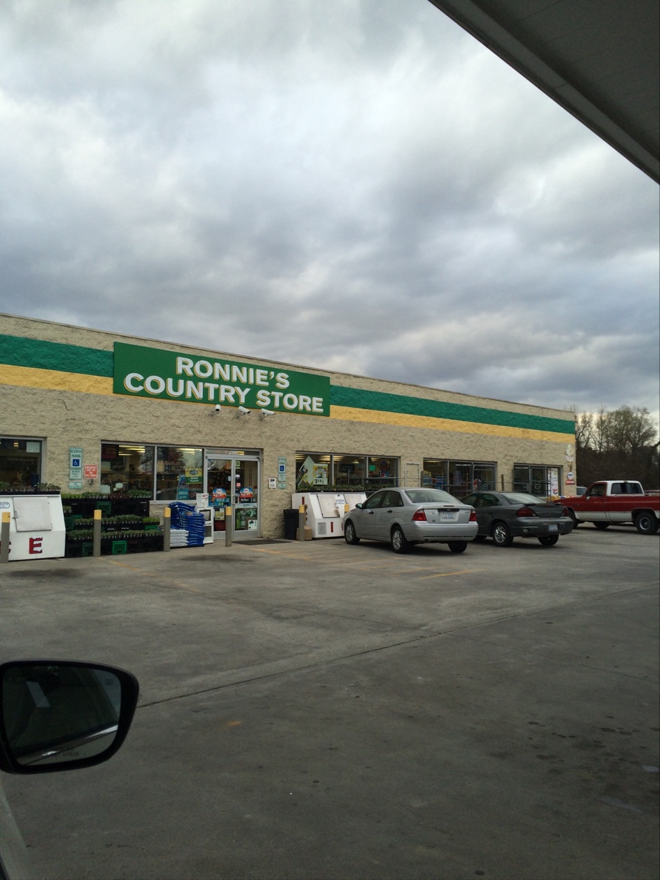 Ronnies Country Store | 280 US-701 Hwy S, Four Oaks, NC 27524 | Phone: (919) 989-3045