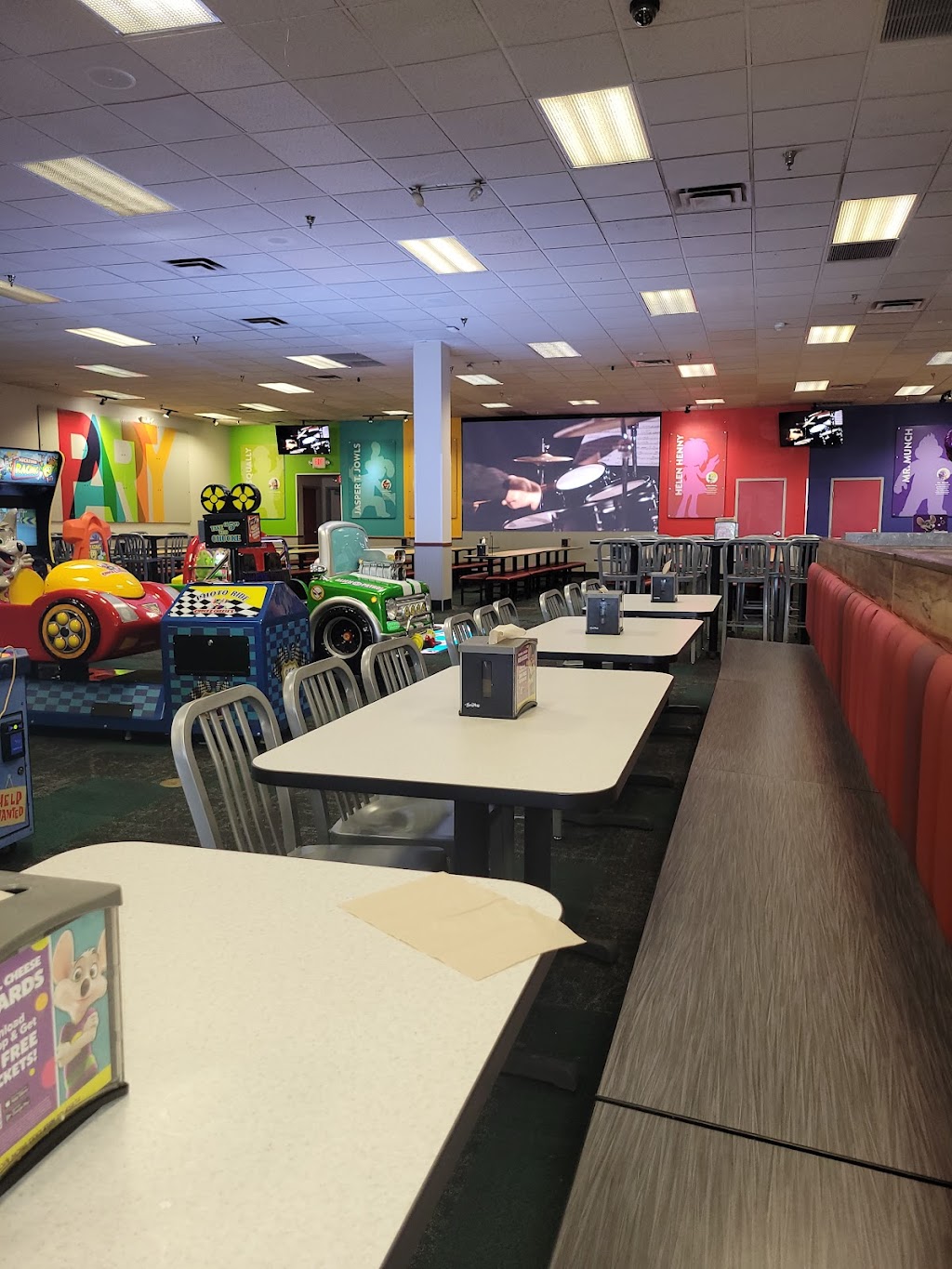 Chuck E. Cheese | 7381 W Lake Mead Blvd, Las Vegas, NV 89128, USA | Phone: (702) 243-9944