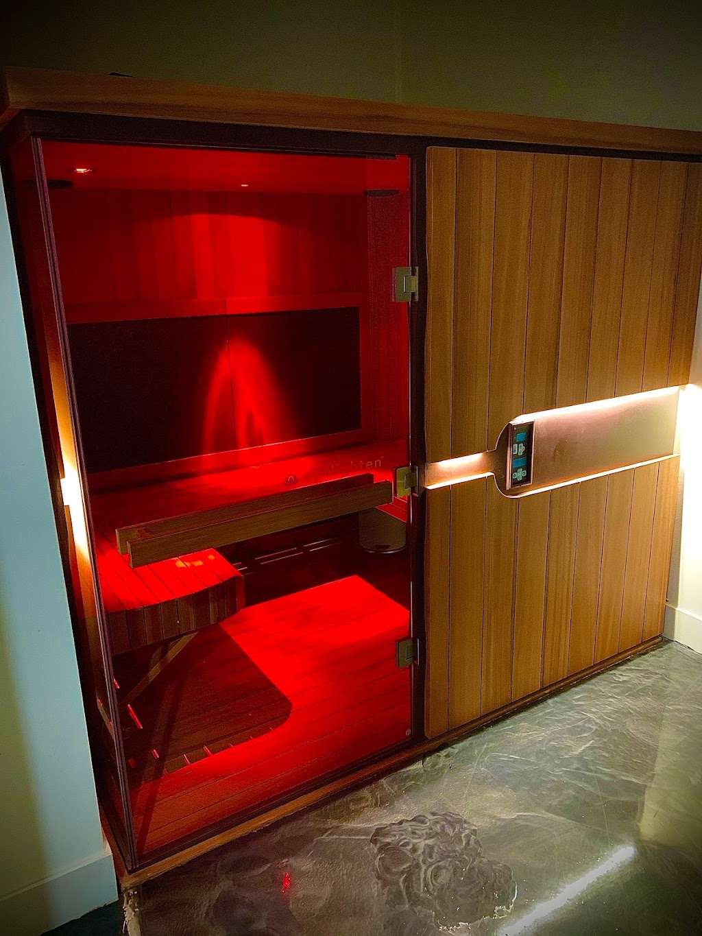 CR Health and Wellness Melbourne | 5325 N Wickham Rd Suite 110-111, Melbourne, FL 32940, USA | Phone: (321) 366-6555