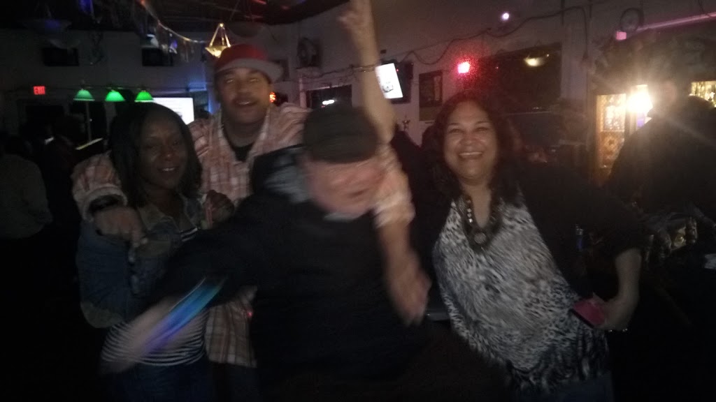 Souvannys Tavern | 9501 Rainier Ave S, Seattle, WA 98118, USA | Phone: (206) 760-2263