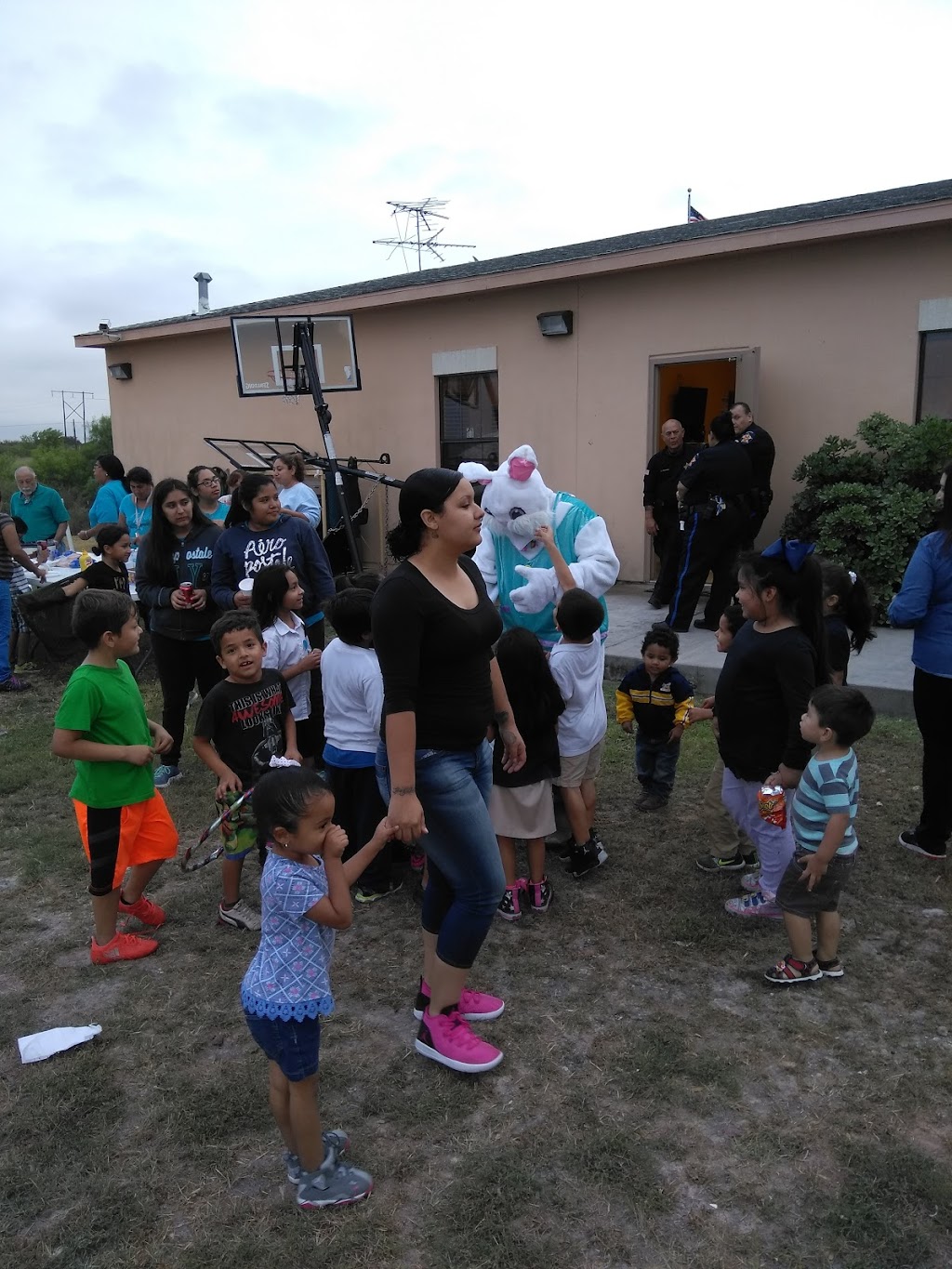 Santa Teresita Catholic Mission | Las Lomas, Laredo, TX 78044 | Phone: (956) 723-5215
